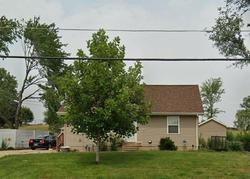 Pre-foreclosure in  OUTLOOK DR SW Cedar Rapids, IA 52404