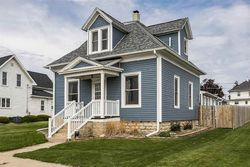 Pre-foreclosure in  MAIN ST Newhall, IA 52315