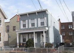 Pre-foreclosure in  WOODLAND AVE Jersey City, NJ 07305