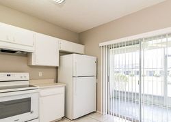 Pre-foreclosure in  BAYSIDE KEY DR Tampa, FL 33615