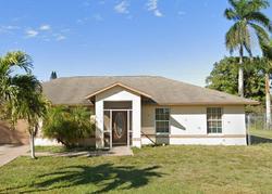 Pre-foreclosure Listing in SOUTH ST FORT MYERS, FL 33916