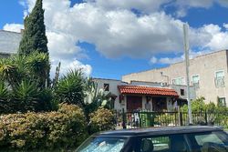 Pre-foreclosure in  N NEW HAMPSHIRE AVE Los Angeles, CA 90029