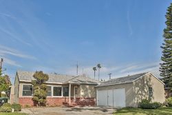 Pre-foreclosure in  REMICK AVE Sun Valley, CA 91352