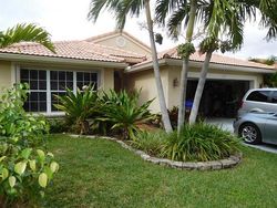Pre-foreclosure in  NW 182ND TER Hollywood, FL 33029