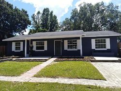 Pre-foreclosure in  NE 20TH ST Ocala, FL 34470