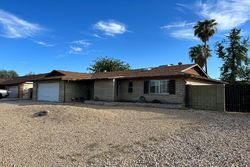 Pre-foreclosure in  W KIMBERLY WAY Phoenix, AZ 85027