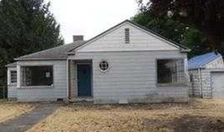 Pre-foreclosure in  8TH AVENUE CT S Tacoma, WA 98444
