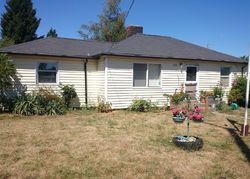 Pre-foreclosure in  SW 100TH ST Seattle, WA 98146