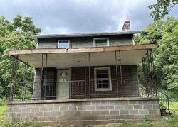 Pre-foreclosure in  HESTERLINE LN Gordonsville, VA 22942