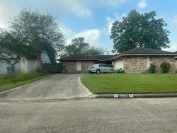 Pre-foreclosure in  KELLWOOD DR Houston, TX 77040