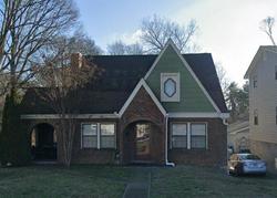 Pre-foreclosure in  KINROSS AVE Nashville, TN 37211