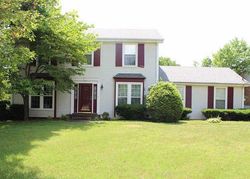 Pre-foreclosure in  WINDSOR DR Clarksville, TN 37043