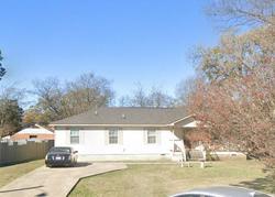 Pre-foreclosure in  N HANSBARGER ST Fort Worth, TX 76140