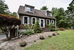 Pre-foreclosure in  OLD THOMPSON ST Middleboro, MA 02346