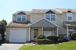 Pre-foreclosure Listing in S TIMBER RD SOUTHAMPTON, PA 18966