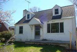 Pre-foreclosure in  CHAIN ST Norristown, PA 19401
