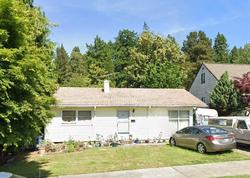 Pre-foreclosure in  N SMITH ST Portland, OR 97203