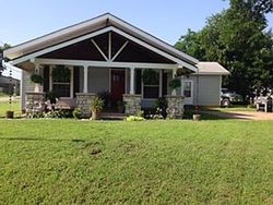 Pre-foreclosure in  E 1ST ST Luther, OK 73054