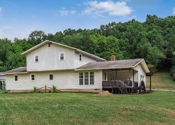 Pre-foreclosure in  STICKLE RD Saint Louisville, OH 43071