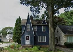 Pre-foreclosure in  PLAINFIELD RD Cleveland, OH 44121