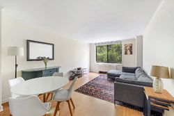 Pre-foreclosure in  S END AVE  New York, NY 10280