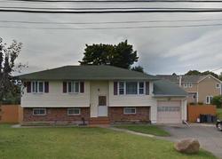 Pre-foreclosure in  MERRITT ST Lindenhurst, NY 11757