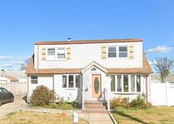 Pre-foreclosure in  STEWART AVE Bethpage, NY 11714