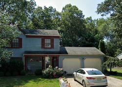 Pre-foreclosure in  BUNKER HILL DR Howell, NJ 07731