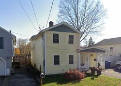 Pre-foreclosure in  1ST AVE New Haven, CT 06513