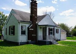 Pre-foreclosure in  WAYLAND AVE Dayton, OH 45420