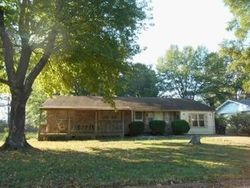 Pre-foreclosure Listing in MEADOWS DR CORINTH, MS 38834