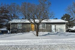 Pre-foreclosure in  GRANT AVE SW Richmond, MN 56368