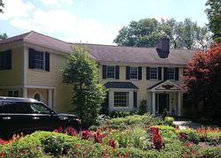 Pre-foreclosure in  SUFFOLK RD Chestnut Hill, MA 02467