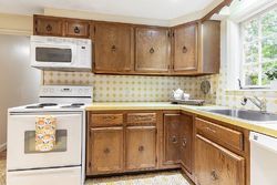 Pre-foreclosure in  EDGEMONT AVE Reading, MA 01867