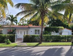 Pre-foreclosure in  SW 18TH AVE Miami, FL 33135