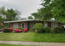 Pre-foreclosure in  QUEENS FERRY RD Baltimore, MD 21239
