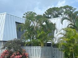 Pre-foreclosure in  SE JEFFERSON ST Stuart, FL 34997