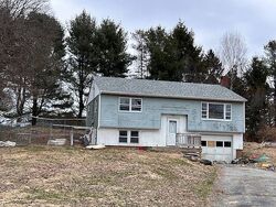  Sunset St, Thomaston ME