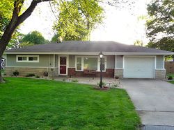 Pre-foreclosure in  WOLF AVE Hamel, IL 62046