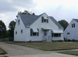 Pre-foreclosure in  LARCHMONT DR Wickliffe, OH 44092