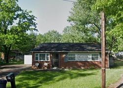 Pre-foreclosure in  OGLESBY CT Fairdale, KY 40118