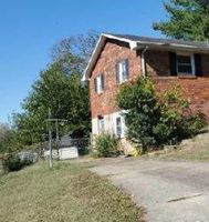 Pre-foreclosure in  MULBERRY CT Mount Sterling, KY 40353