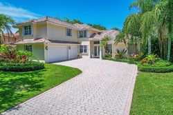 Pre-foreclosure in  VICTORIAN LN Jupiter, FL 33458
