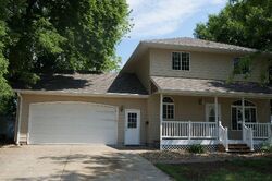 Pre-foreclosure in  12TH ST Rock Valley, IA 51247