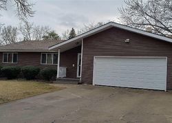 Pre-foreclosure in  CHEYENNE BLVD Sioux City, IA 51104