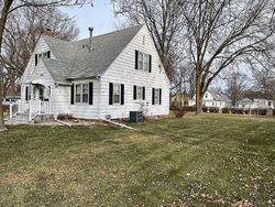 Pre-foreclosure in  S 17TH ST Fort Dodge, IA 50501