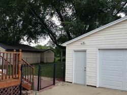 Pre-foreclosure in  CLOVERDALE AVE Waterloo, IA 50703