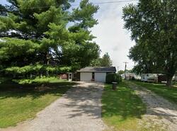 Pre-foreclosure in  S CLINTON ST Albion, IA 50005