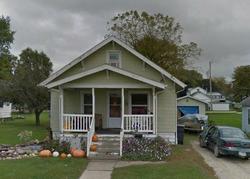 Pre-foreclosure in  3RD AVE SE Oelwein, IA 50662