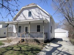 Pre-foreclosure in  14TH ST NE Mason City, IA 50401